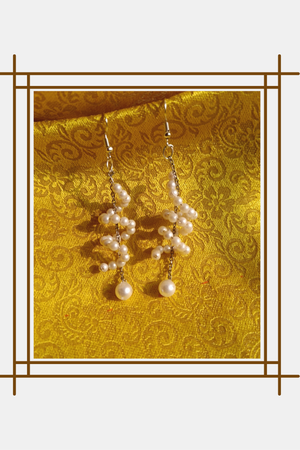 Dangle Pearl Earrings