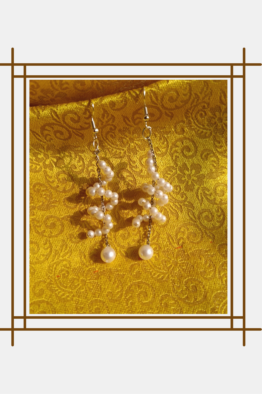 Dangle Pearl Earrings